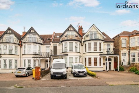 View Full Details for Grosvenor Road, westcliff on sea