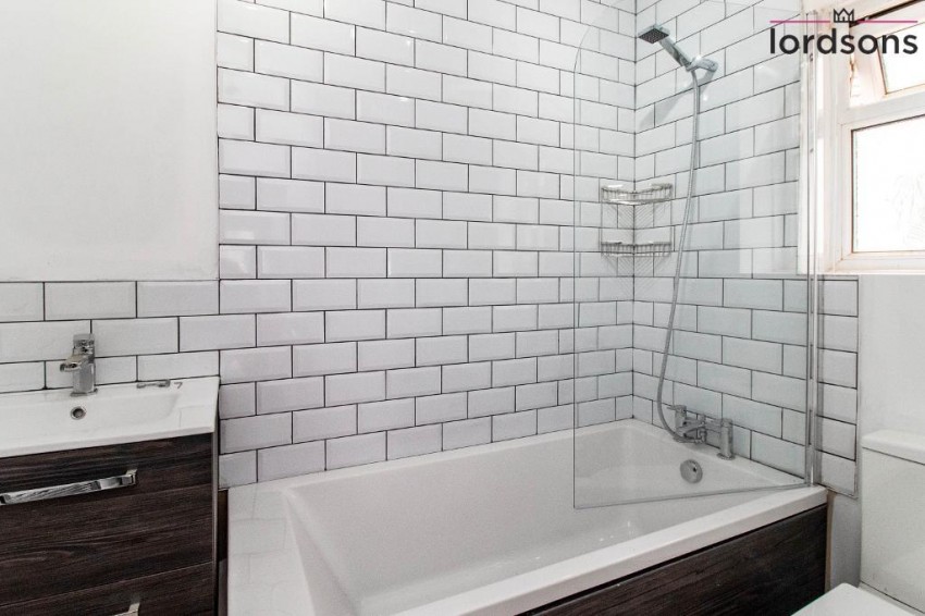 Images for Grosvenor Road, westcliff on sea