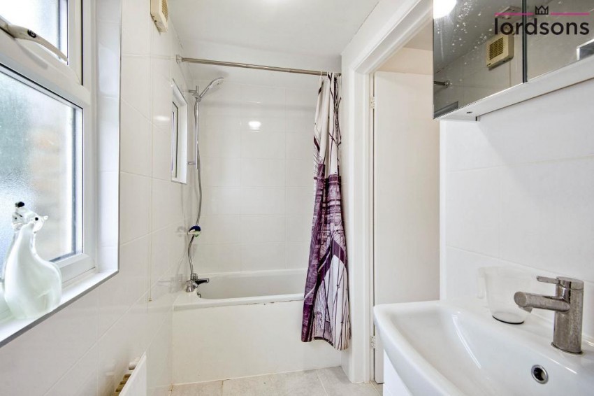Images for Chelmsford Avenue, Southend-on-Sea